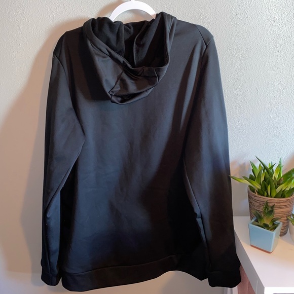 Nike Therma Hoodie - Picture 2 of 2